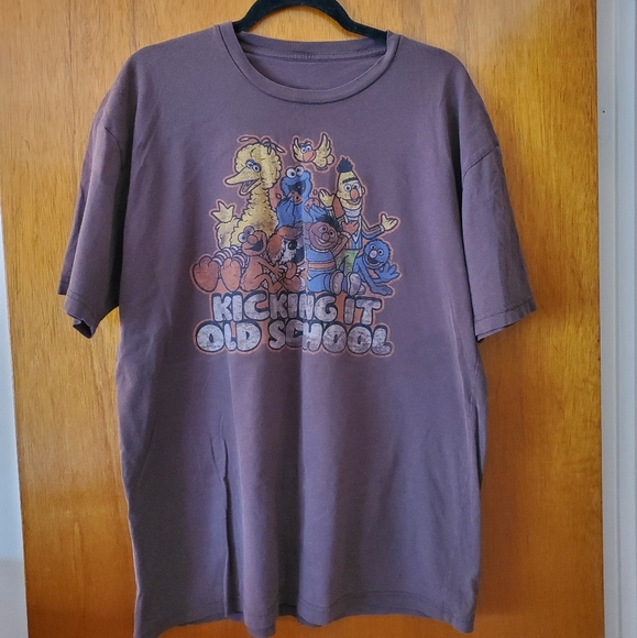 Other - ⭐3/15⭐ Sesame Street Kicking It Old School Tee